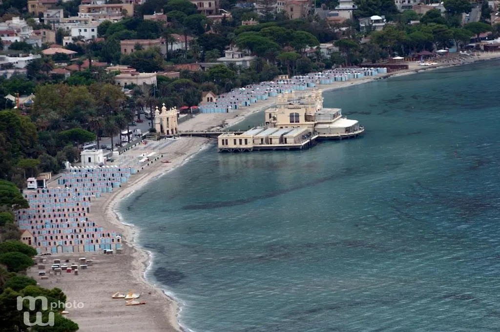 Home Vintage 67 Mondello Palermo Italy