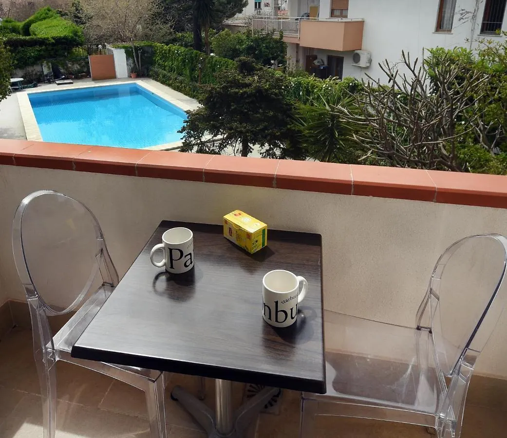 Apartment Home Vintage 67 Mondello Palermo Italy