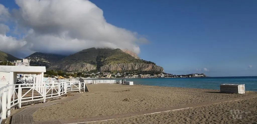 Home Vintage 67 Mondello Palermo