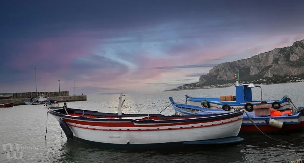 Home Vintage 67 Mondello Palermo Apartment